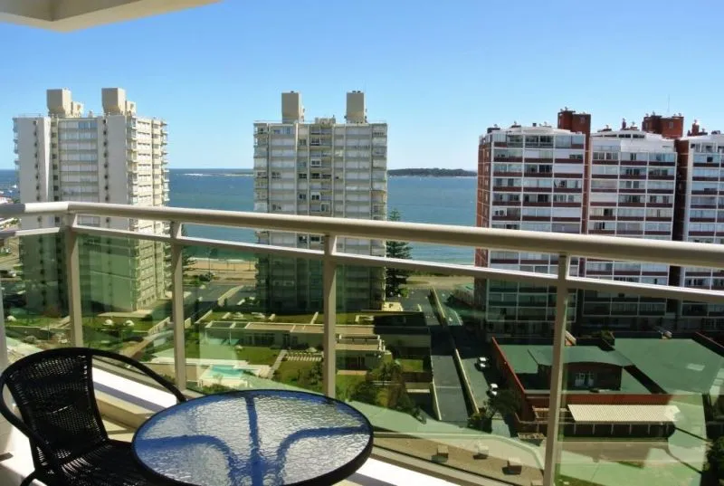 Apartamento dos dormitorios Imperiale en alquiler — foto 5