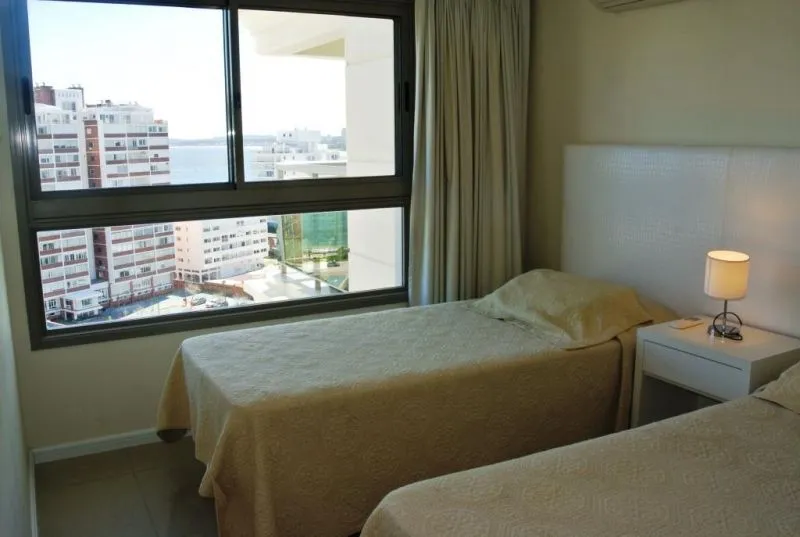 Apartamento dos dormitorios Imperiale en alquiler — foto 8