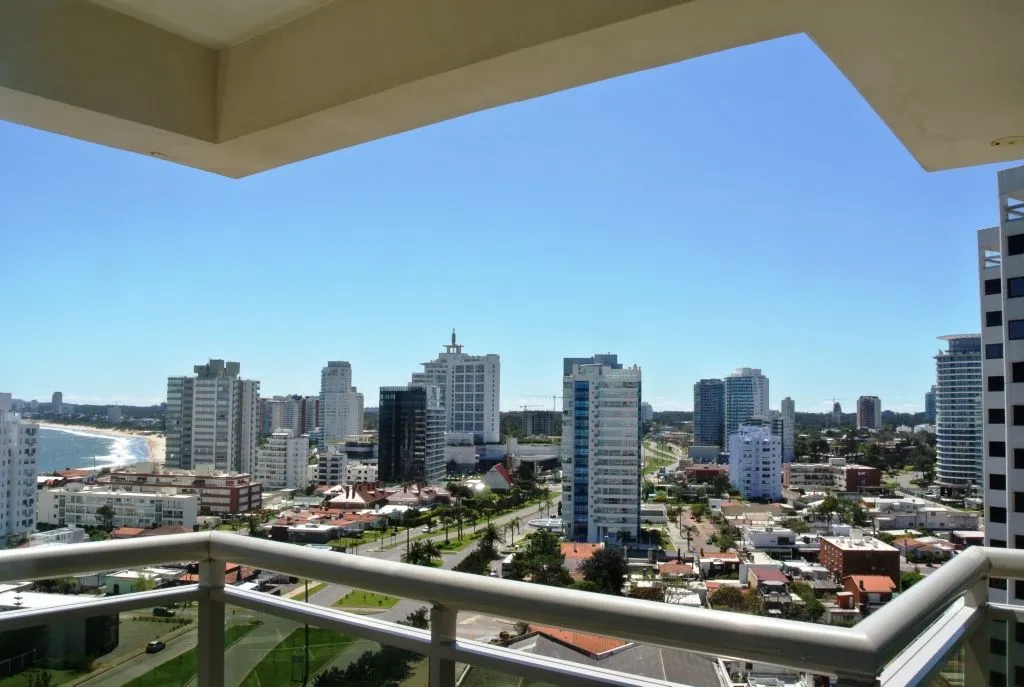 Apartamento dos dormitorios Imperiale en alquiler — foto 12