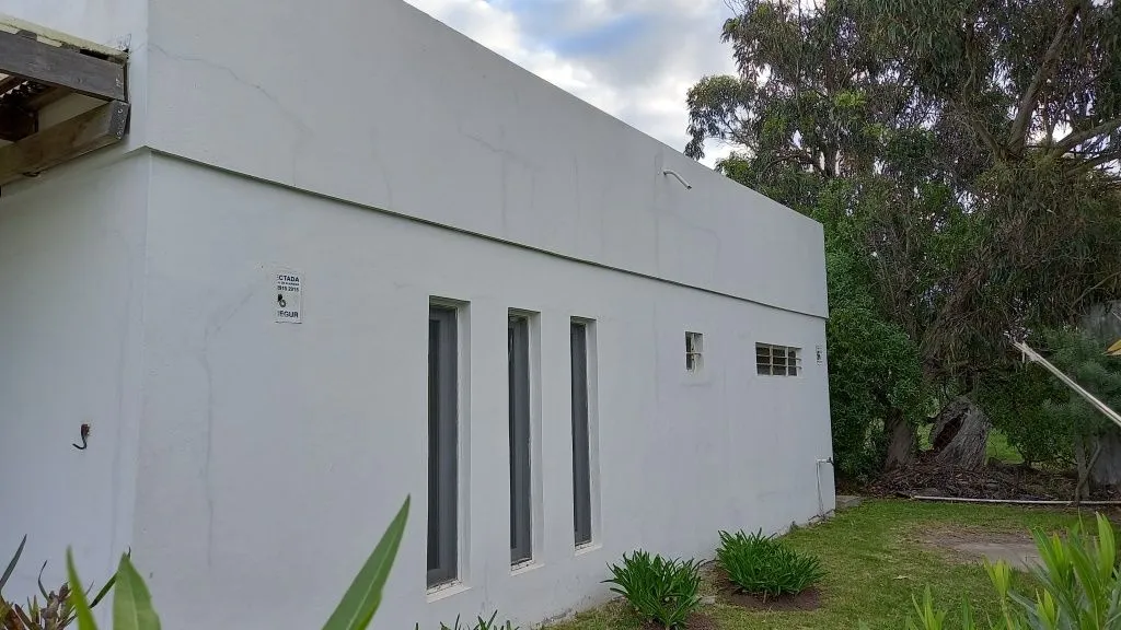 VENTA DE CASA 2 DORMITORIOS EN ESQUINA EN EL CHORRO — foto 5
