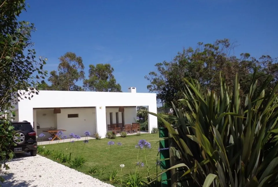 VENTA DE CASA 2 DORMITORIOS EN ESQUINA EN EL CHORRO — foto 22