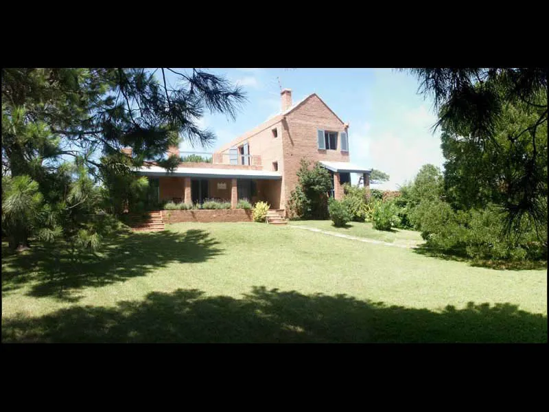 VENTA CASA 3 DORMITORIOS MB UBICACION EN LA BARRA — foto 1