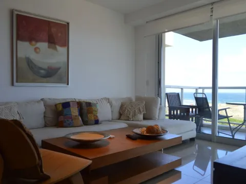 Venta apartamento 3 dormitorios - Playa Brava — foto 2