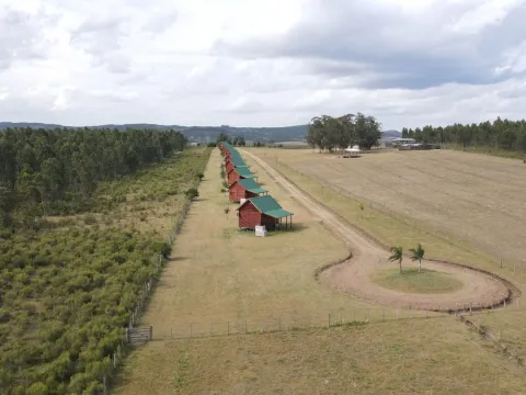 Posada de Campo con 10 cabañas  completas en Maldonado — foto 5