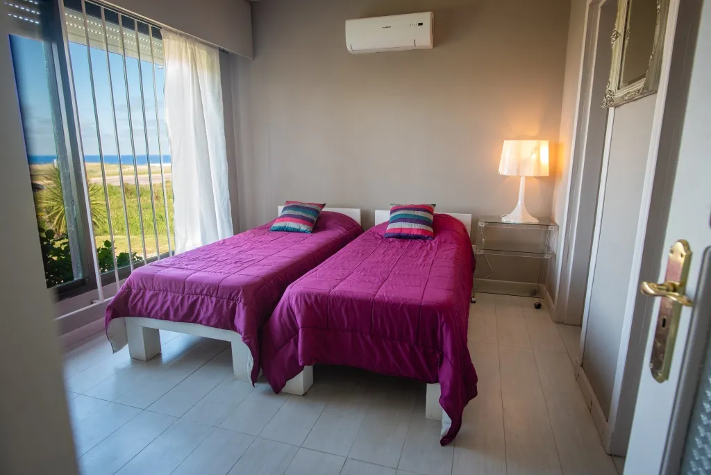 VENTA CASA 4 DORM C/PISCINA FRENTE A LA PLAYA EN EL CHORRO — foto 24