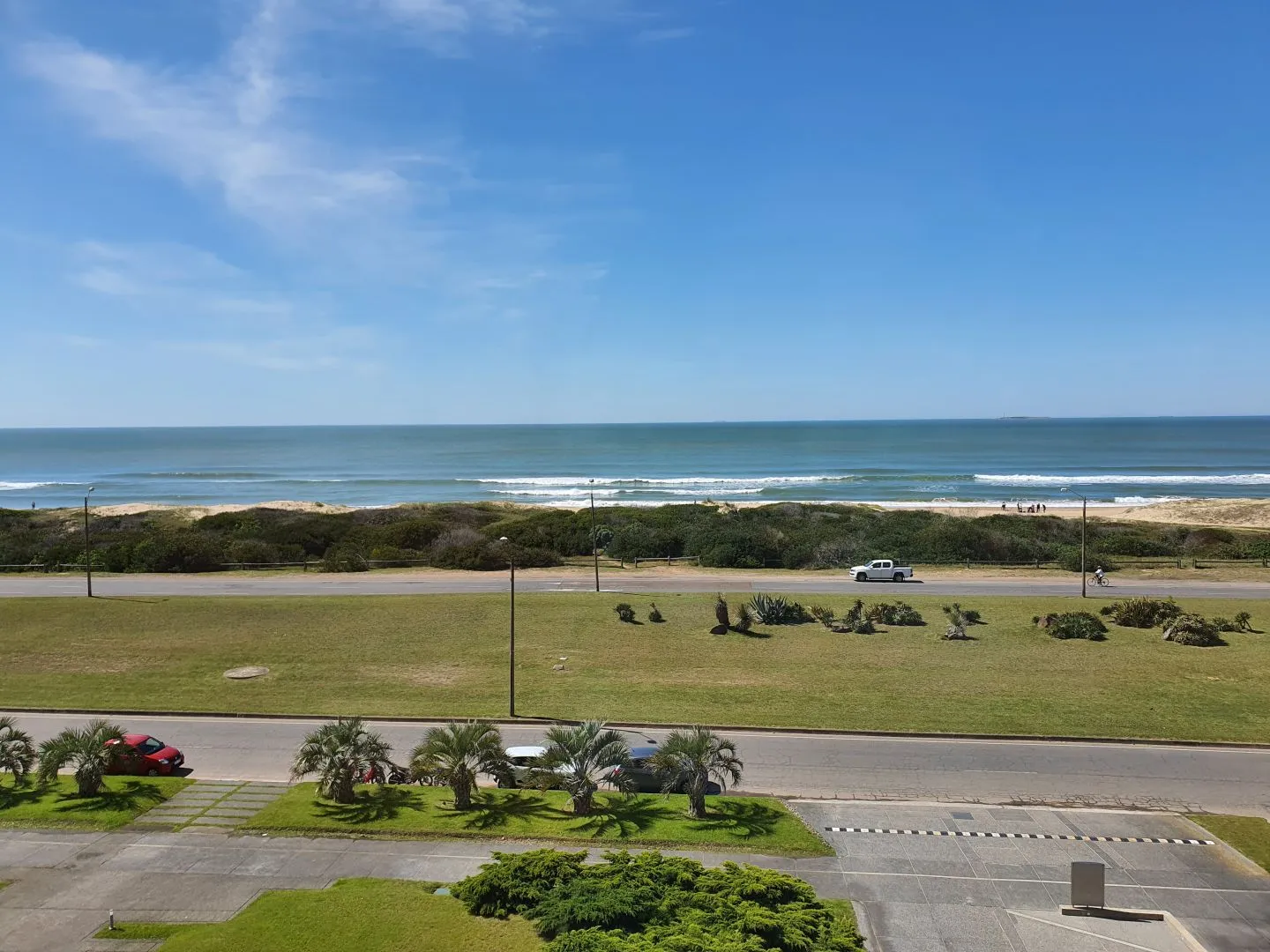 Alquiler de temporada 4 dormitorios en Playa Brava — foto 1