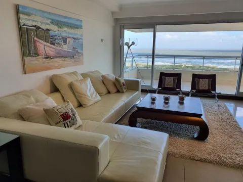 Alquiler de temporada 4 dormitorios en Playa Brava — foto 4