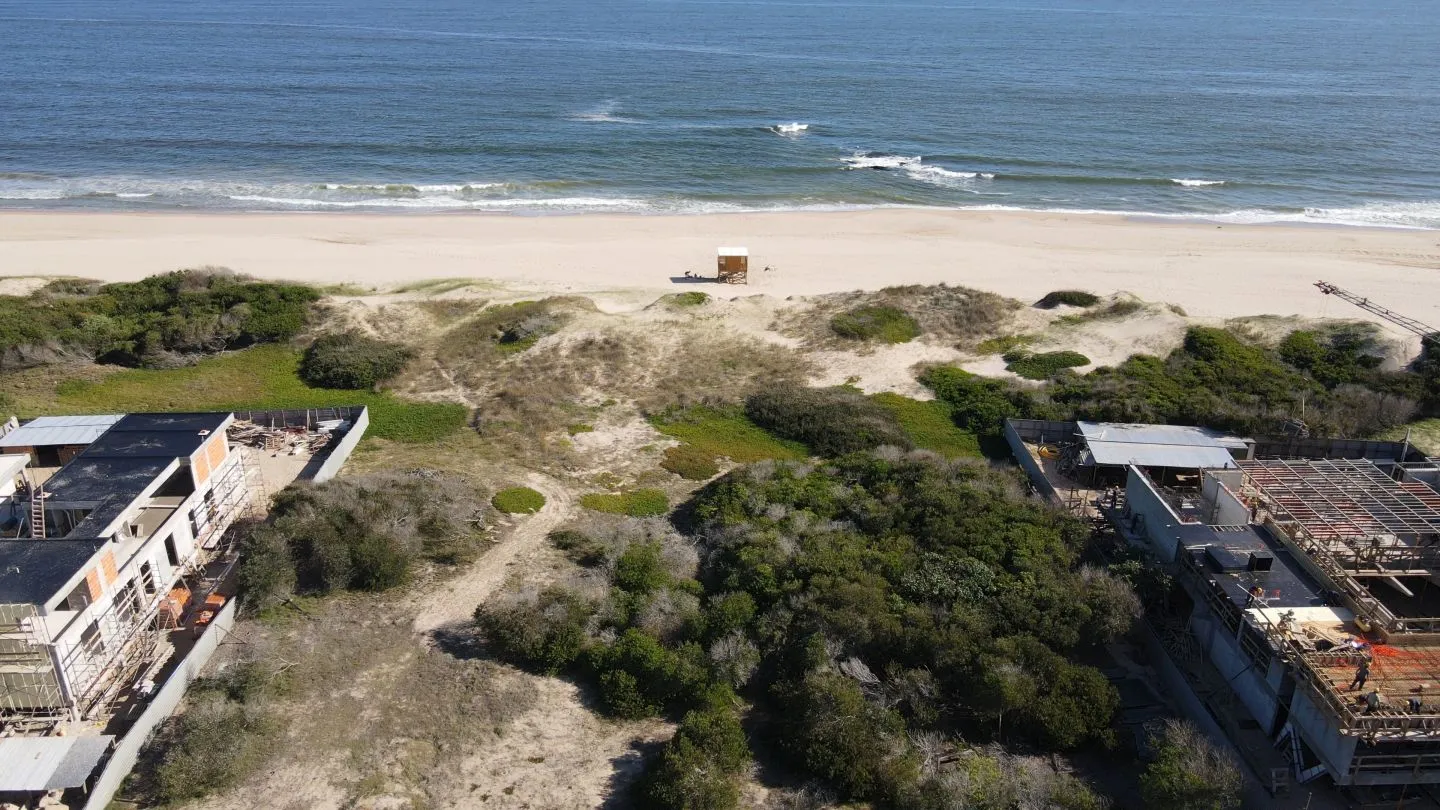 únicos 2000 mts2 sobre el mar en jose Ignacio — foto 5