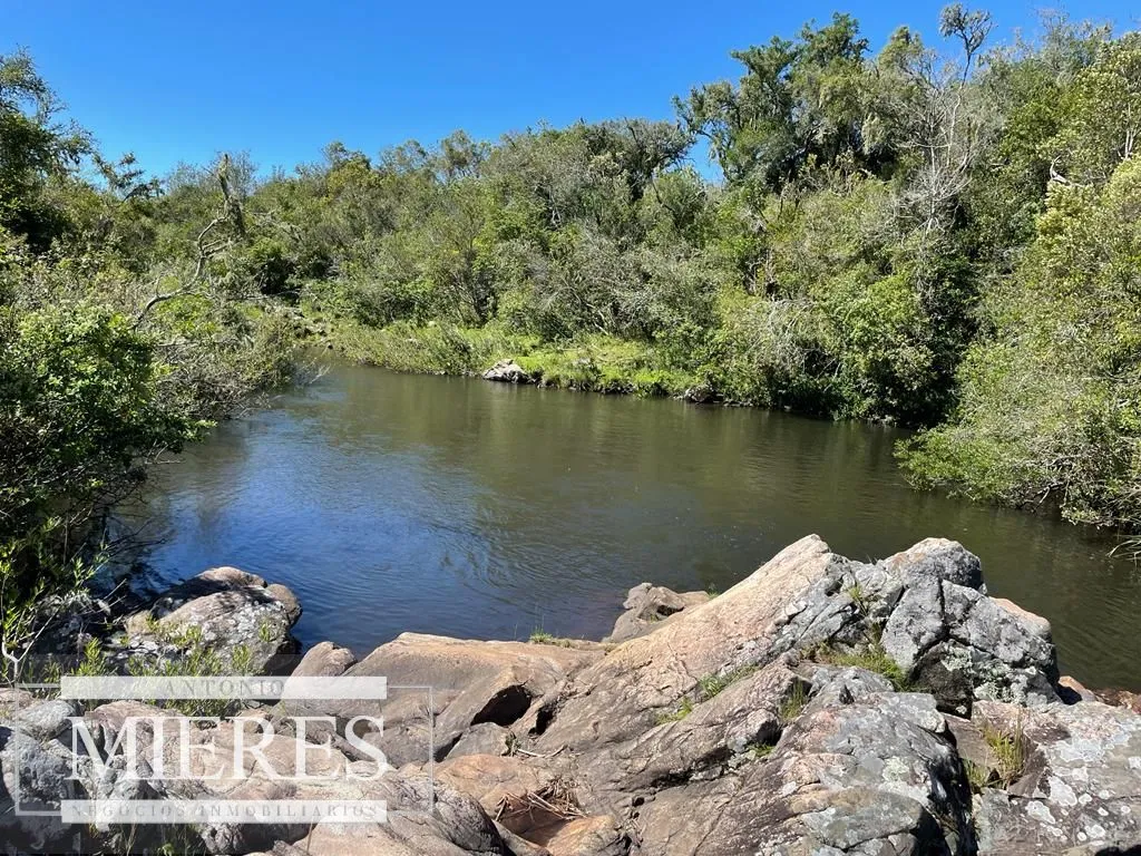 Campo En Villa Serrana ideal para desarrollo turístico 116ha — foto 1