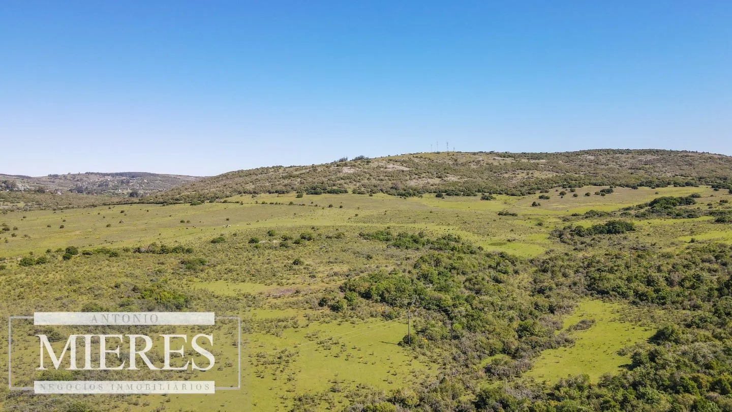 Campo En Villa Serrana ideal para desarrollo turístico 116ha — foto 16