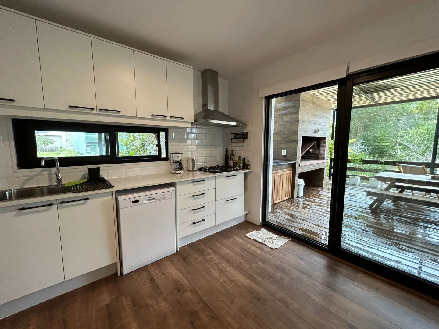 Alquiler casa 4 dormitorios en Laguna Escondida — foto 9