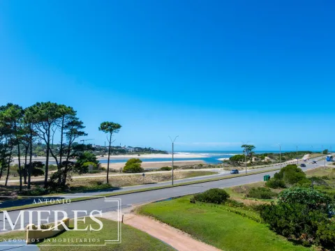 Venta apartamento 2 dormitorios- Playa Brava — foto 2