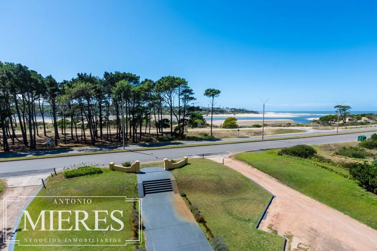 Venta apartamento 2 dormitorios- Playa Brava — foto 3