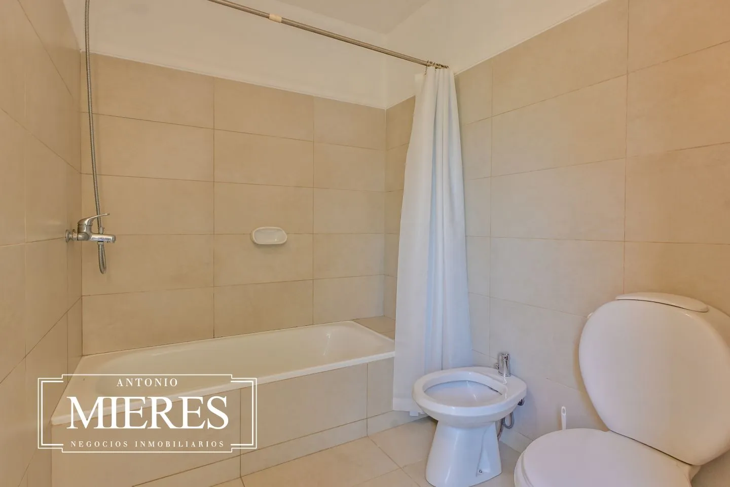 CASA EN VENTA 5 DORM Y PISCINA - CLUB PRIVADO LAGUNA BLANCA — foto 22