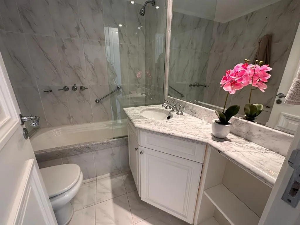 Venta apartamento 3 dormitorios primera linea- Playa Mansa — foto 9