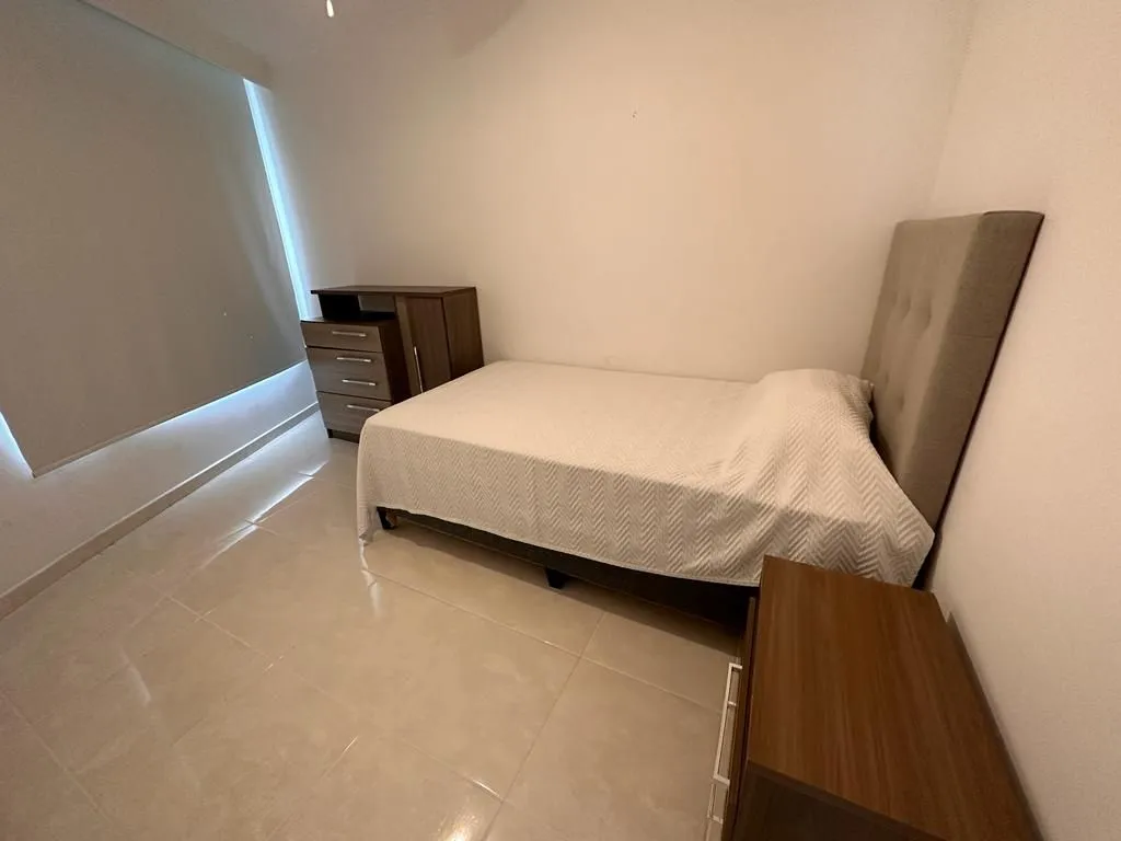 Venta apartamento 3 dormitorios primera linea- Playa Mansa — foto 15