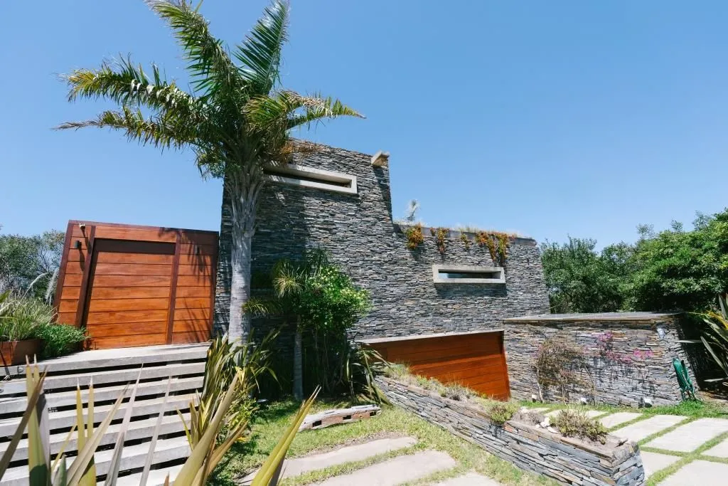 VENTA DE CASA EN PUNTA PIEDRAS 4 DORMITORIOS Y PISCINA — foto 3