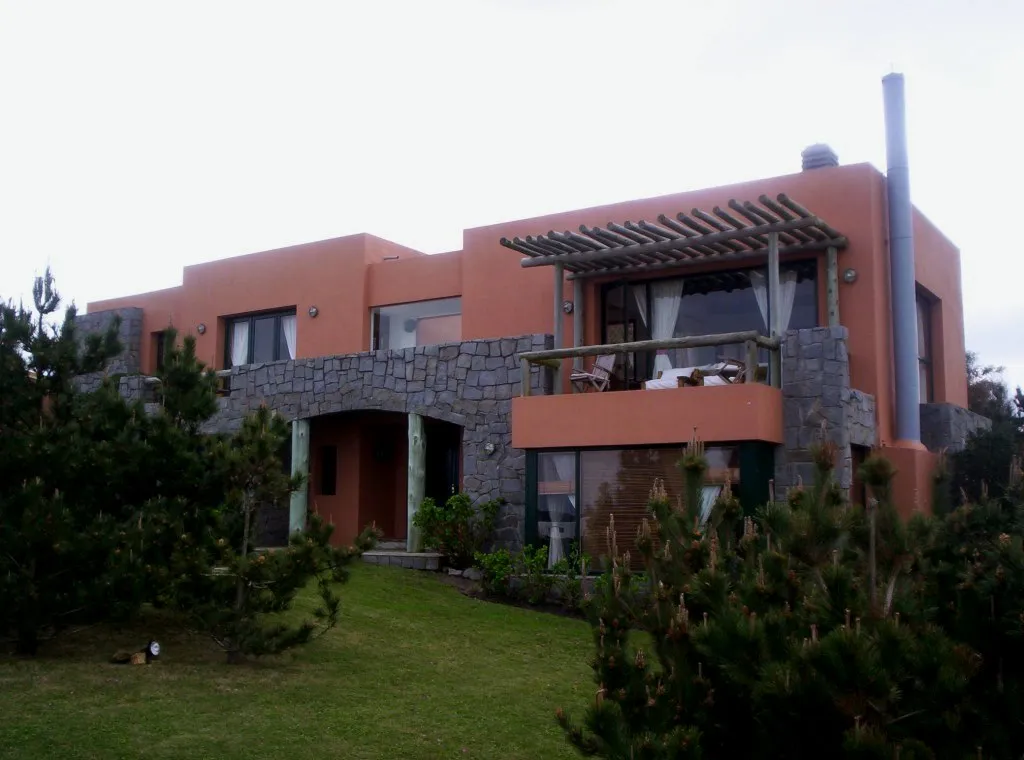 CASA C/PISCINA EN ALQUILER TEMP EN EL CHORRO 3 DORM + DEPEND — foto 3