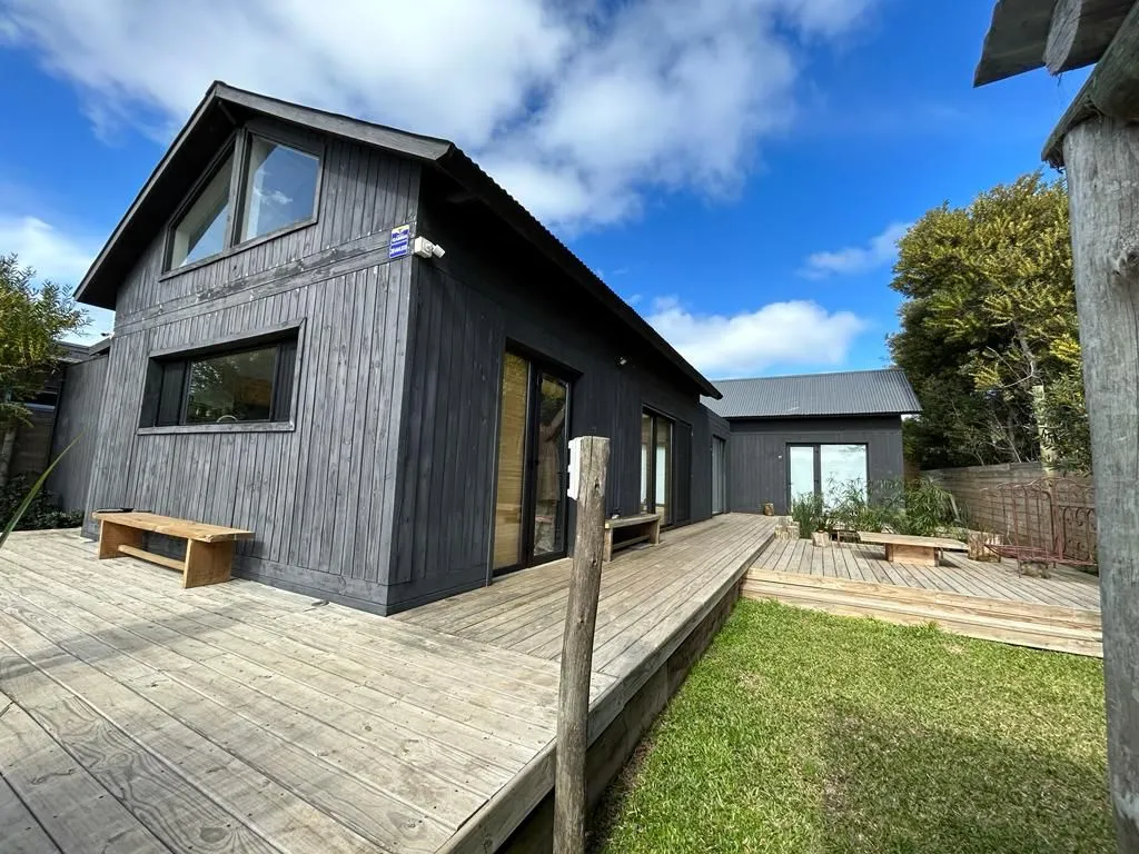 Casa moderna, amplia y acogedora en La Juanita — foto 1