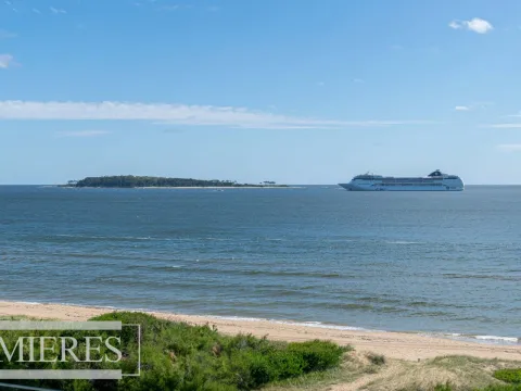 Pent-house primera linea Playa Mansa - Punta del Este — foto 3