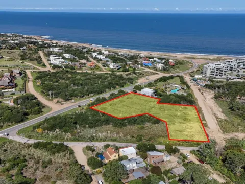 VENTA DE GRAN LOTE APTO PARA BLOQUES BAJOS - SOBRE R-104 — foto 3