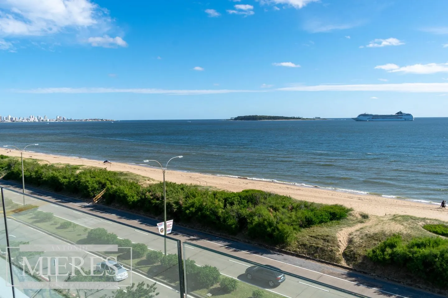 Pent-house primera linea Playa Mansa - Punta del Este — foto 24