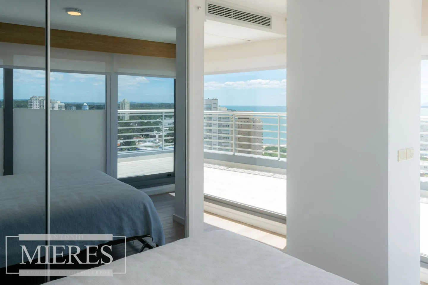Pent-house 2 dormitorios en venta- Playa Mansa — foto 9