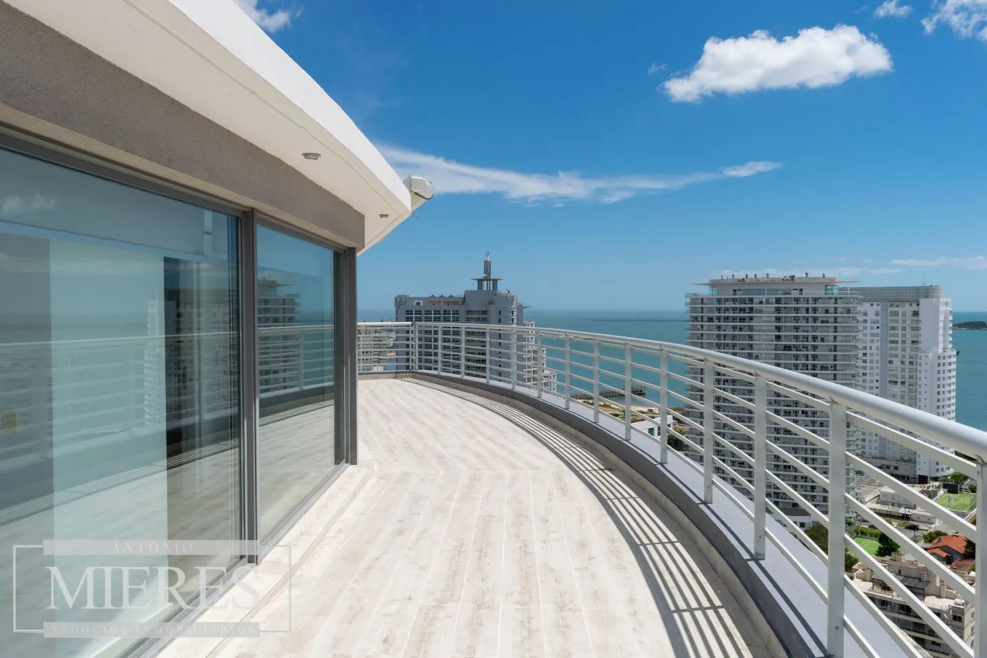 Pent-house 2 dormitorios en venta- Playa Mansa — foto 10