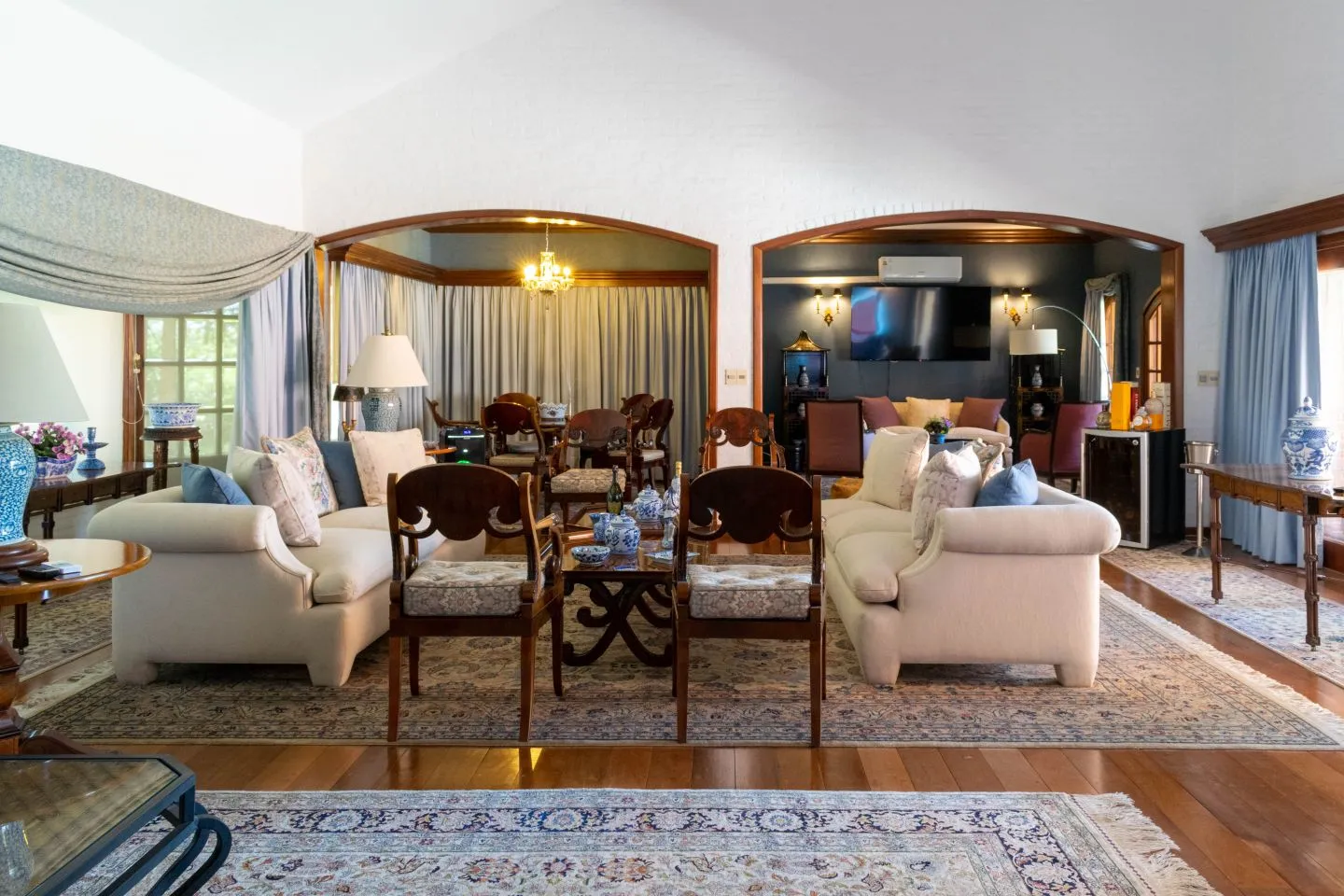 Gran casa en alquiler de temporada- Berverly Hills — foto 2