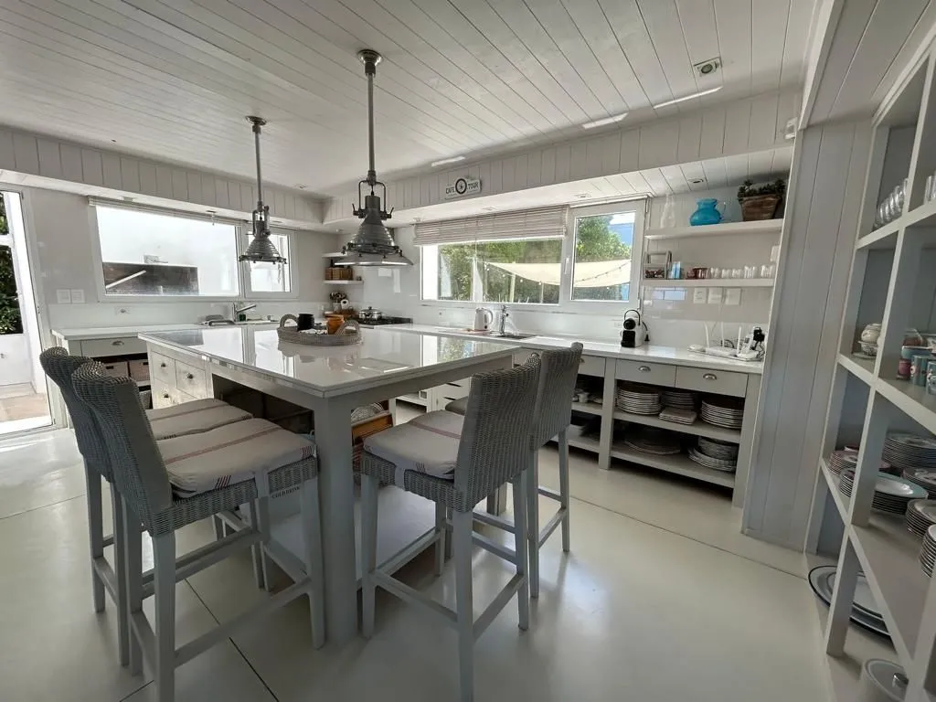 Espectacular casa en alquiler en el pueblo de Jose Ignacio — foto 9