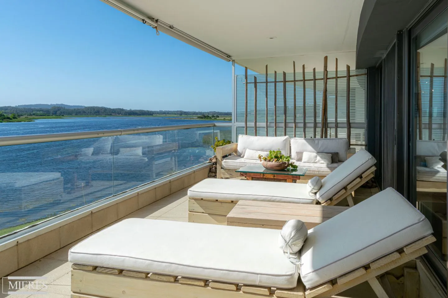 Apartamento en alquiler temporada- Playa Mansa — foto 2