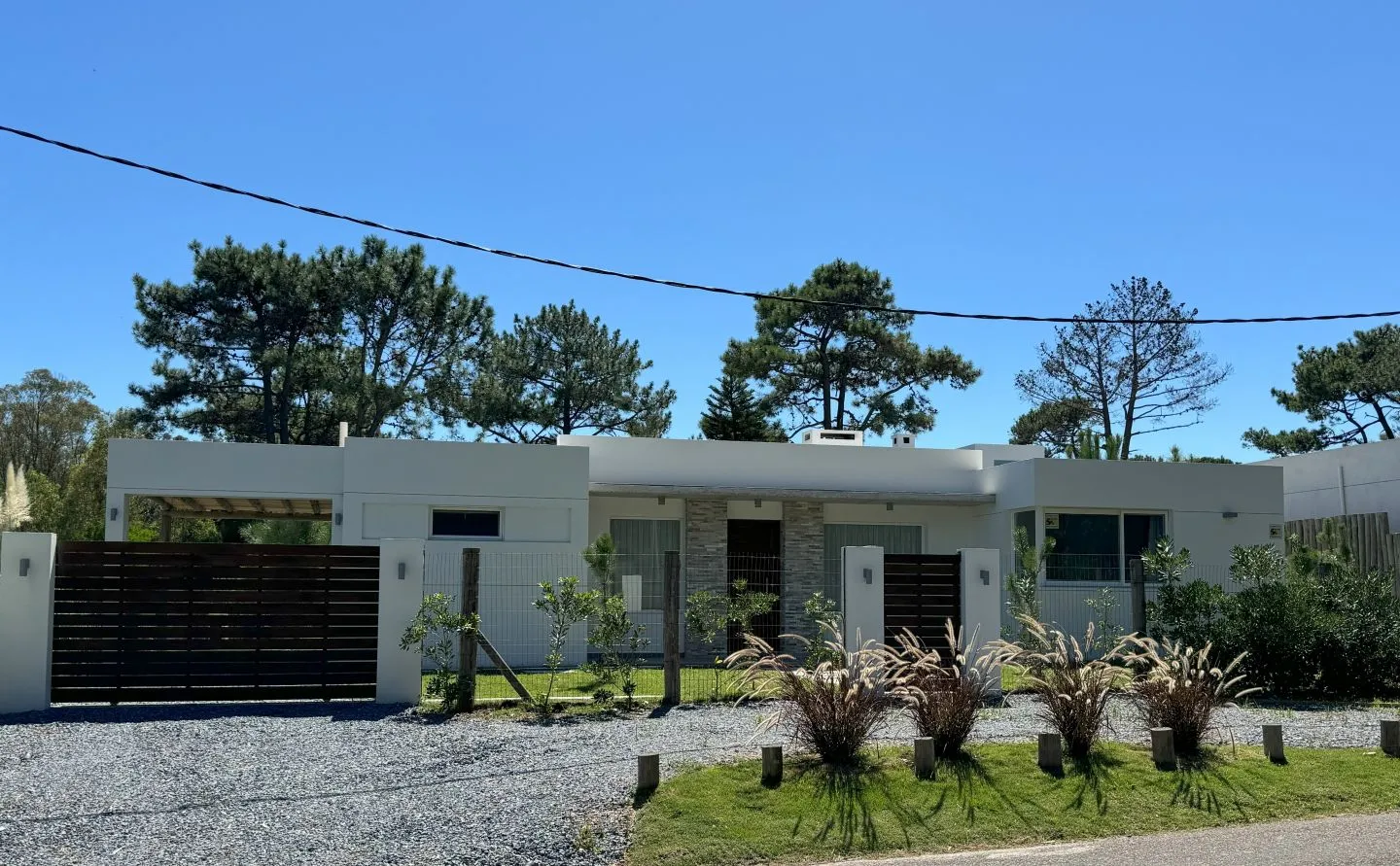 ALQUILER TEMPORARIO - CASA 3 DORM. CON PISCINA EN LA BARRA — foto 3