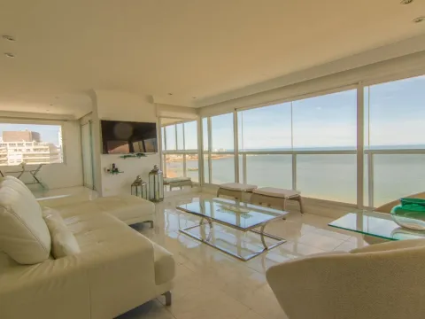 Venta Pent-house - Playa Mansa