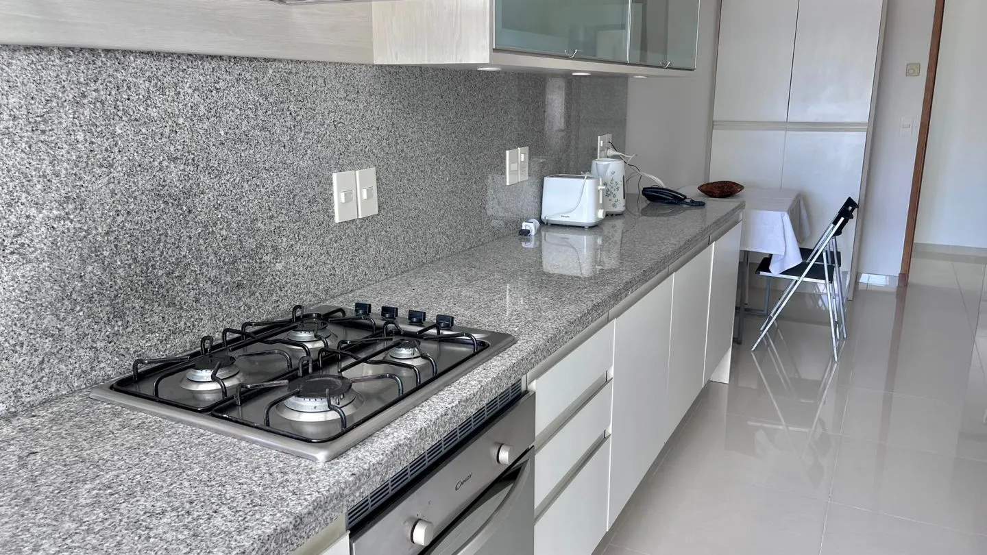 Venta apartamento 3 dormitorios- Playa Mansa — foto 6