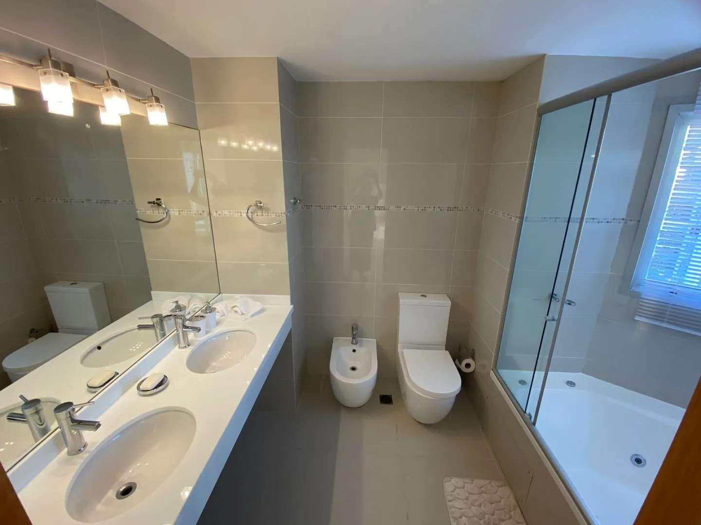Venta apartamento 3 dormitorios- Playa Mansa — foto 10