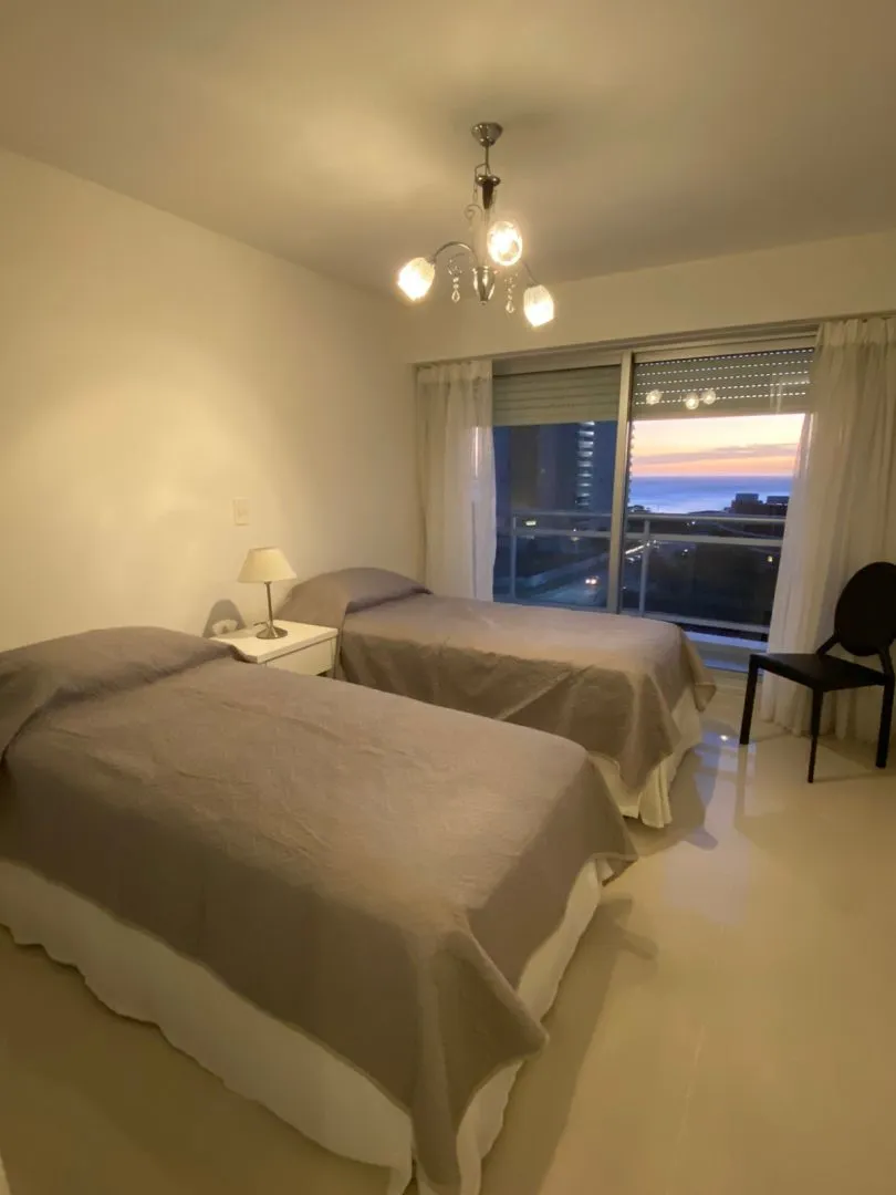 Venta apartamento 3 dormitorios- Playa Mansa — foto 12