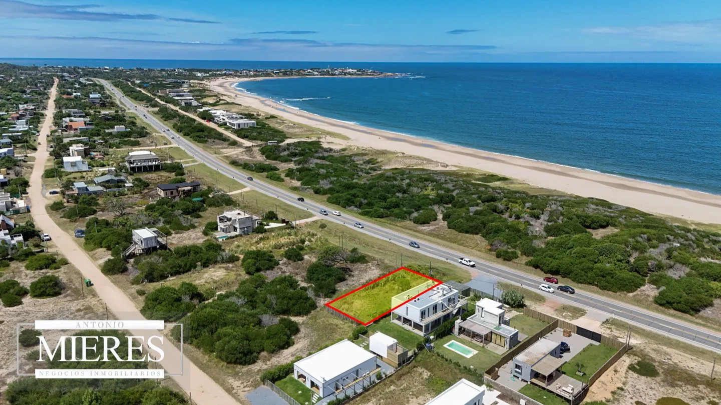 Venta de lote en primera línea en La Juanita — foto 5
