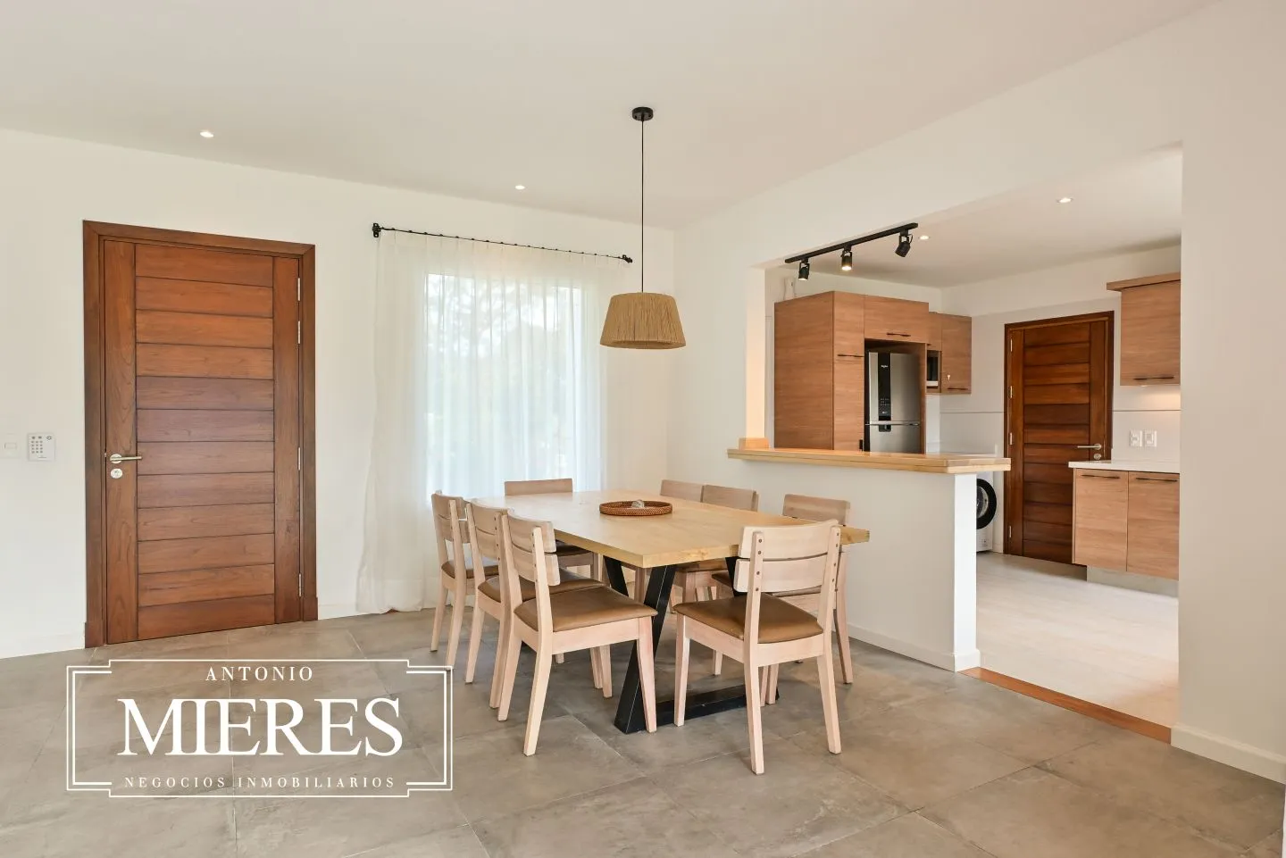 VENTA DE CASA EN LABARRA, 3 DORMITORIOS Y PISCINA — foto 4