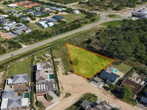Venta terreno de 890m2 en Pinar del Faro 1era linea! — foto 5