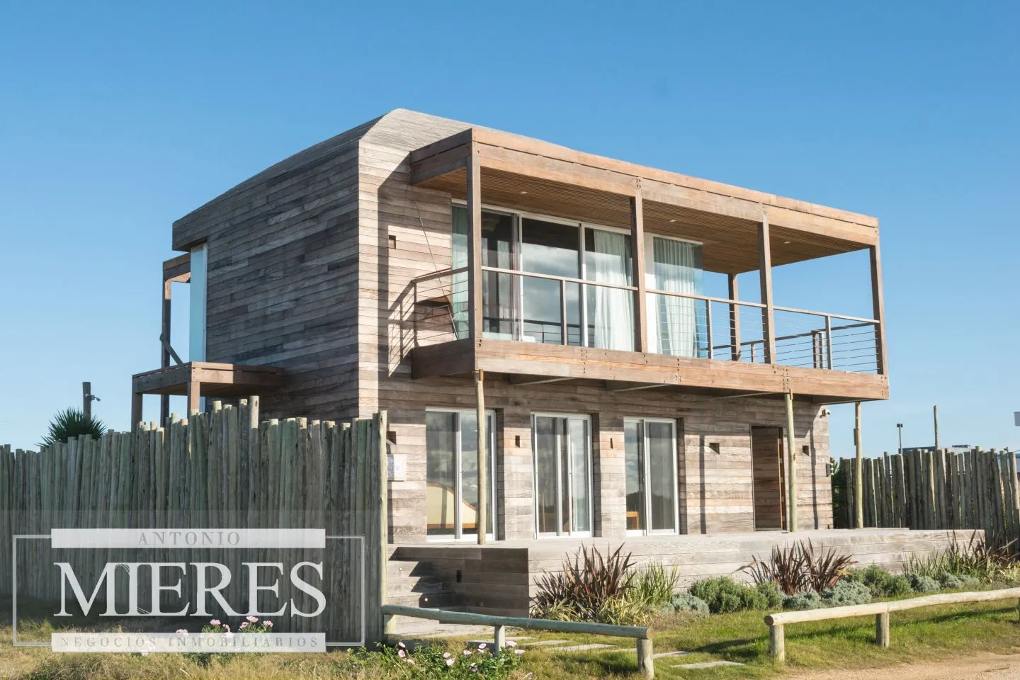 Venta y Alquiler de casa 3 dormitorios en Santa Monica c/vista lagun — foto 1