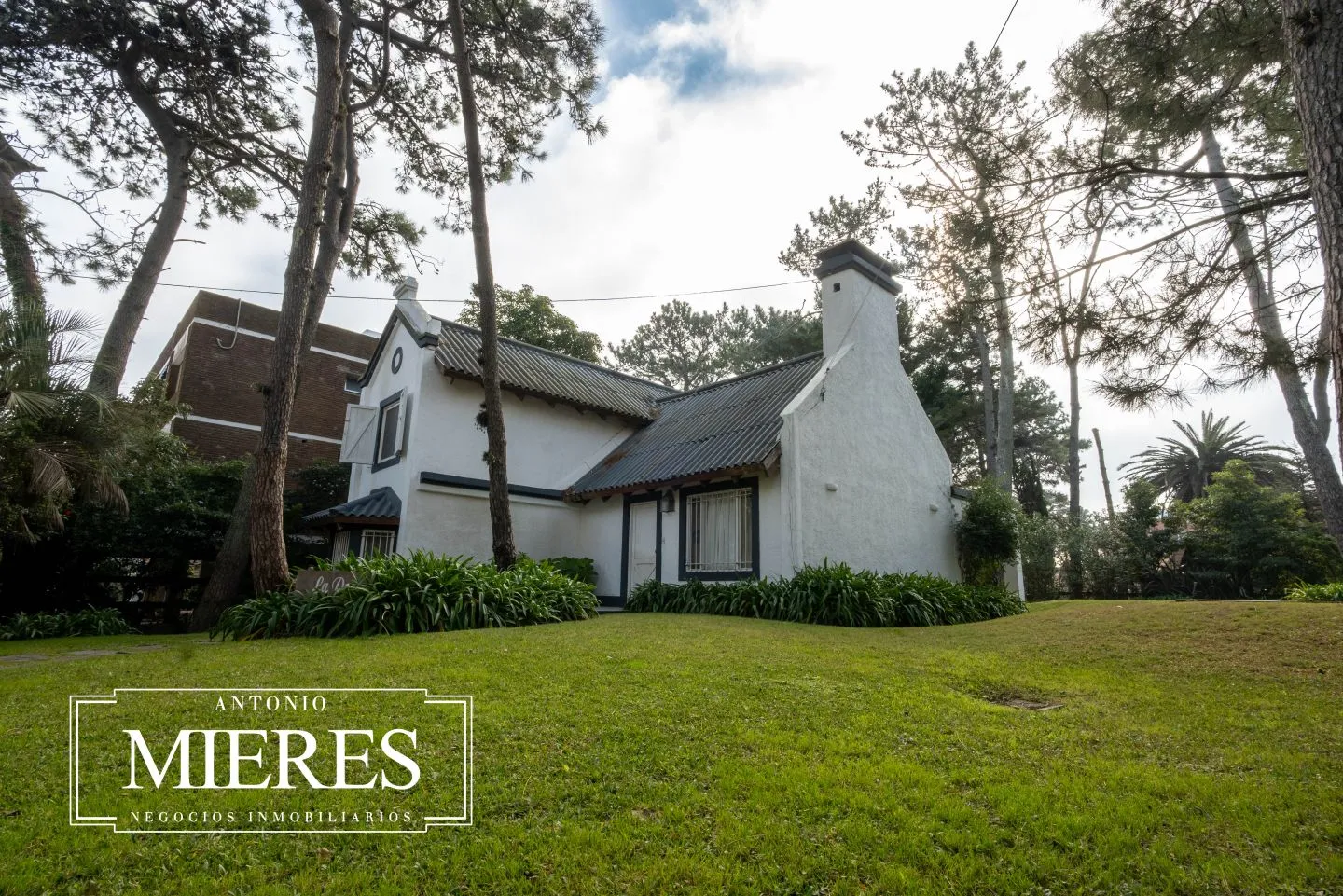 Venta de casa de 3 dormitorios - Punta del Este — foto 1