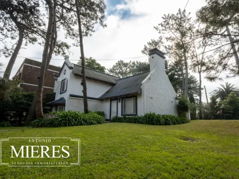 Venta de casa de 3 dormitorios - Punta del Este