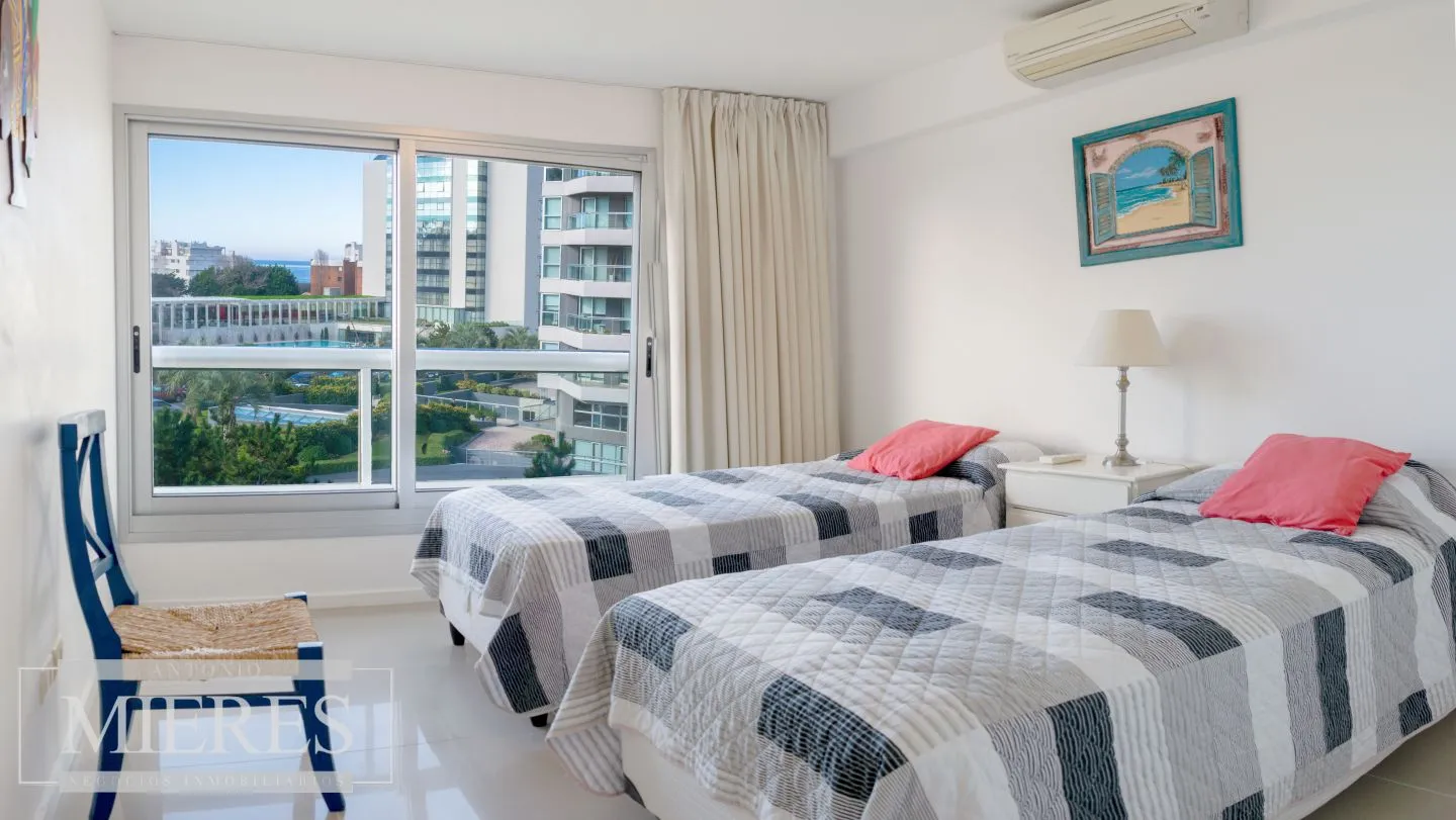 Venta apartamento dos dormitorios- Playa Brava — foto 16