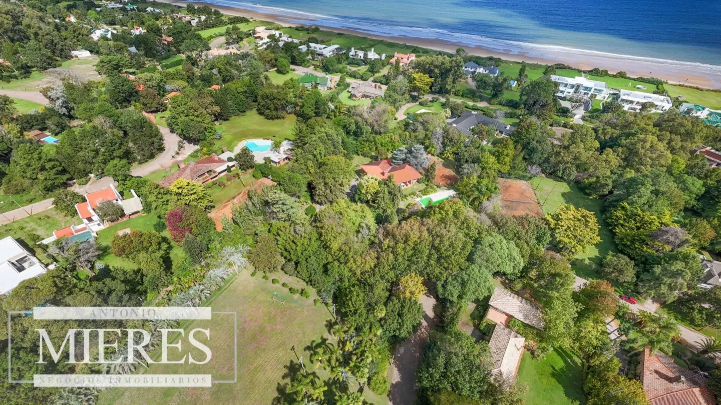 Venta excelente padrón a metros del mar- Solanas — foto 8