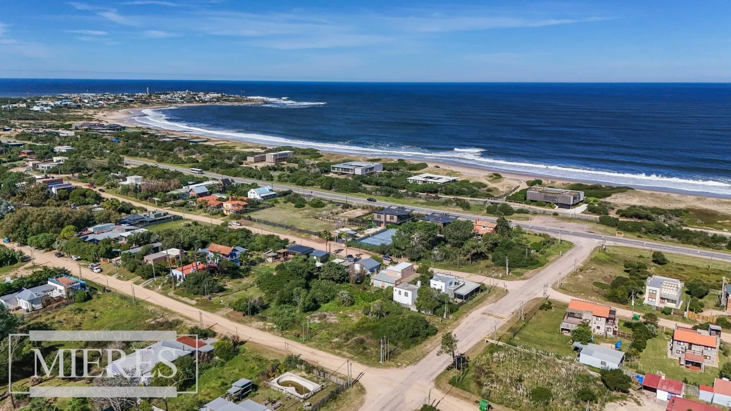 Venta de lote en La juanita a 2 cuadras del mar — foto 2