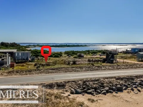 Oportunidad! Lote frente al mar en Santa Mónica 1200m2 — foto 2