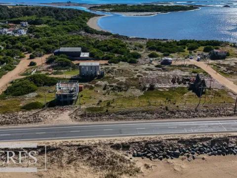 Oportunidad! Lote frente al mar en Santa Mónica 1200m2 — foto 3