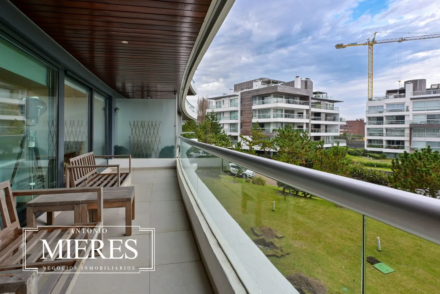 Alquiler  apartamento de 3 Dormitorios - Playa Brava — foto 9