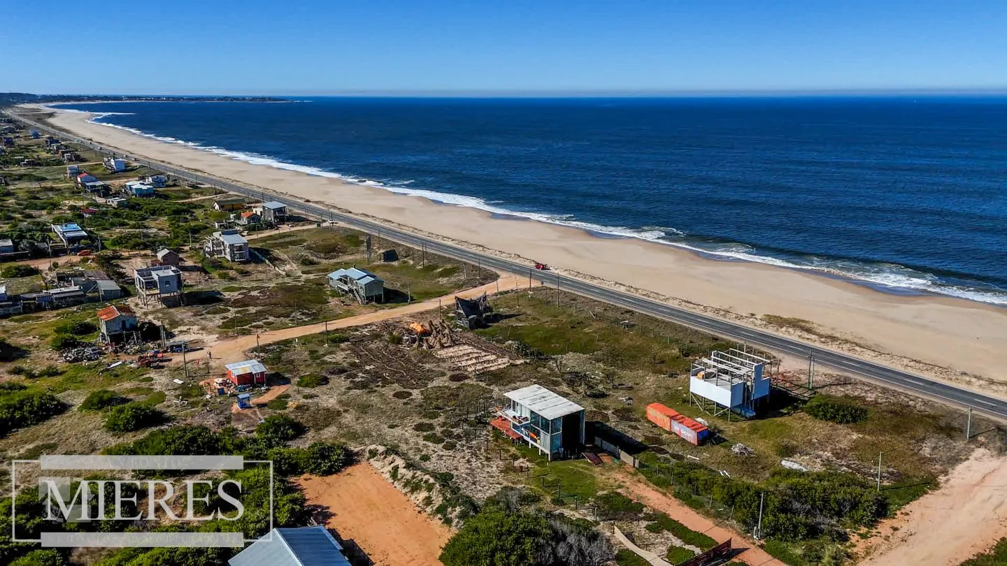 Oportunidad! Lote frente al mar en Santa Mónica 1200m2 — foto 12
