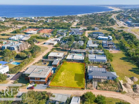 Venta lote en Barrio priv, Club de mar en José Ignacio — foto 4